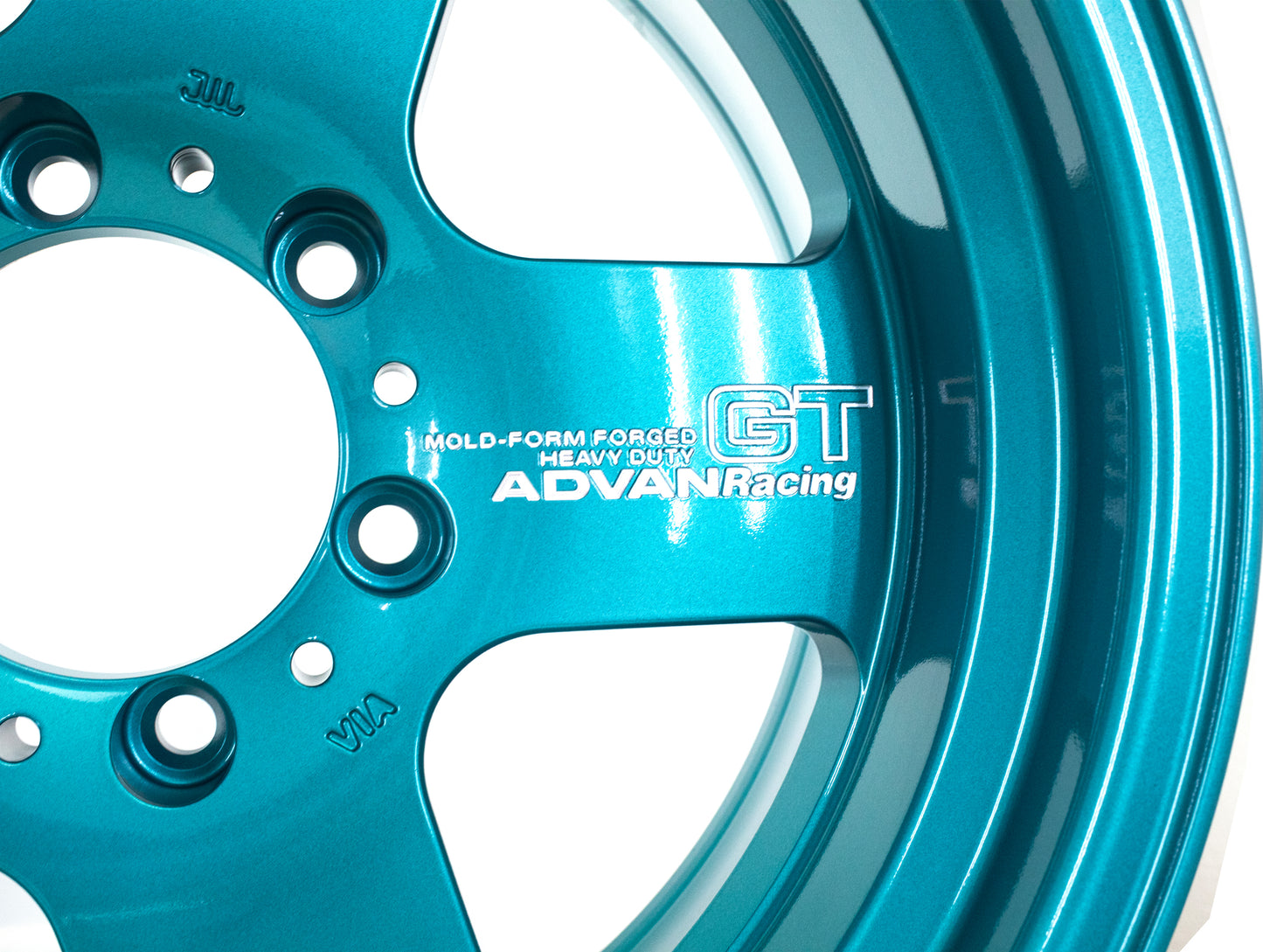 Advan Racing GT Heavy Duty - 17x8.5 / 6x139 / Offset -10