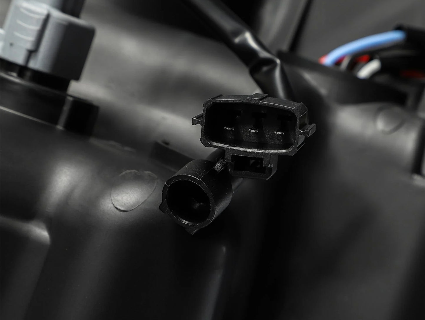 AlphaRex LUXX-Series LED Crystal Headlights - 16-23 Toyota Tacoma