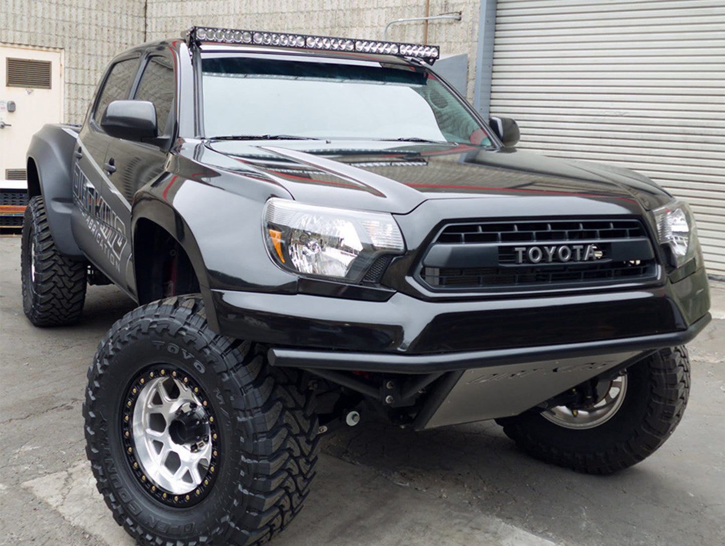 Baja Designs OnX6+ Arc 50" Light Bar Roof Kit - 05-23 Tacoma