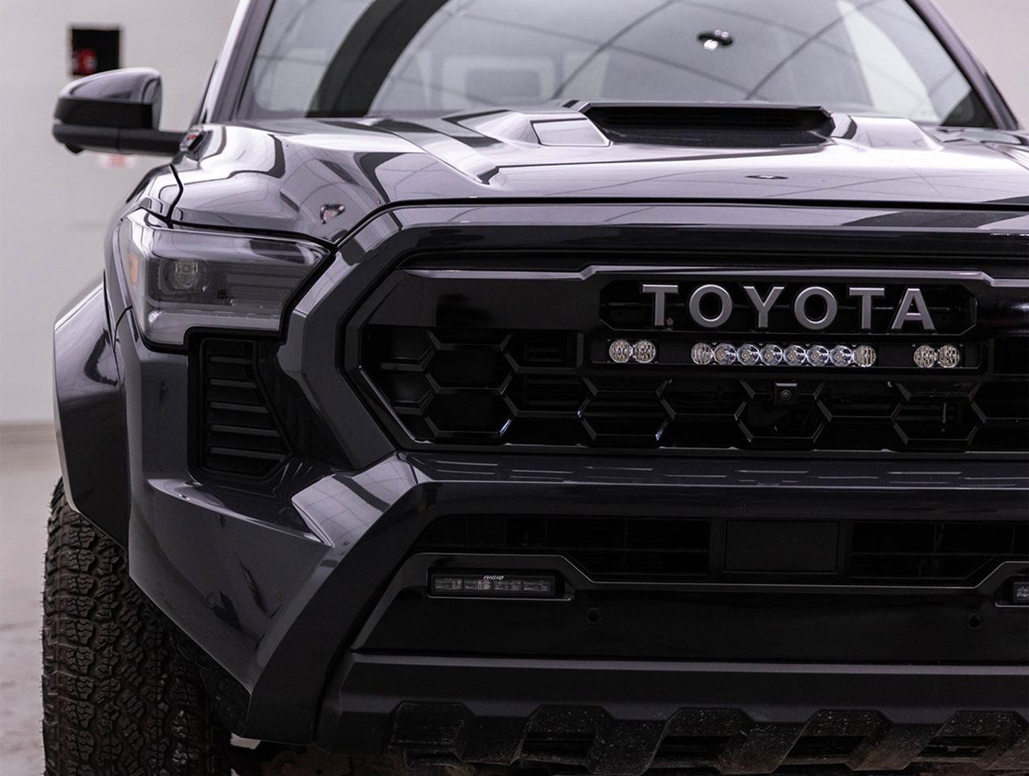 Baja Designs S8 10-inch/S2 Pro Grille Conversion Light Kit - 2024+ Tacoma TRD Pro