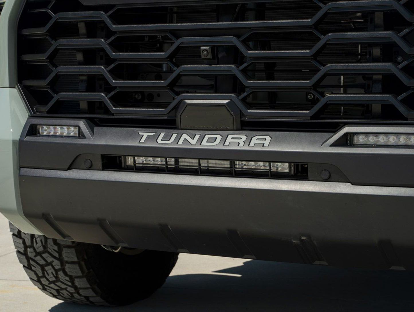Diode Dynamics SS18 Stealth Lightbar Kit - 22-25 Toyota Tundra