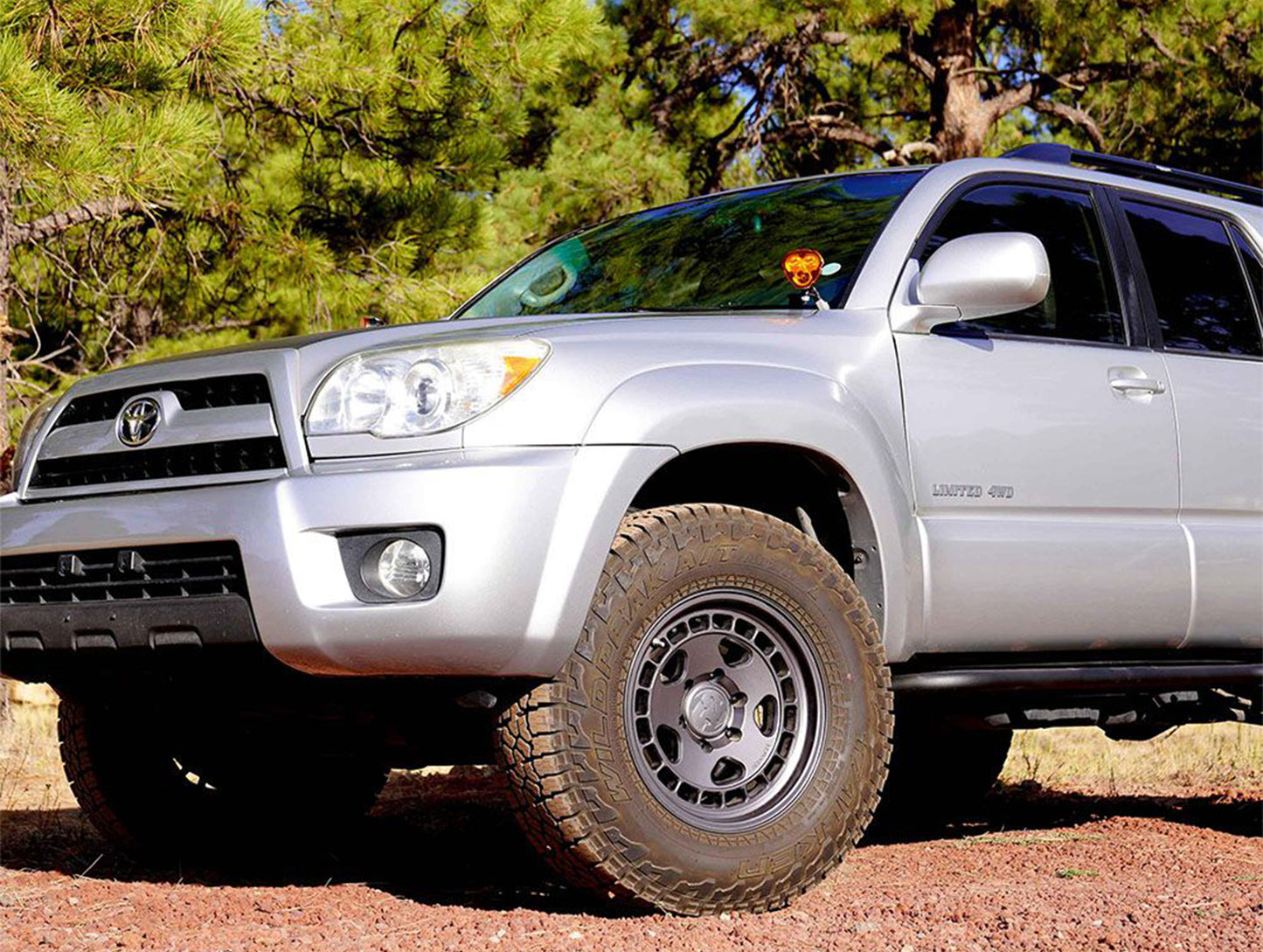 KC HiLiTES Toyota A-Pillar / Ditch Mount and Lights Bundle - 02-24 4Runner