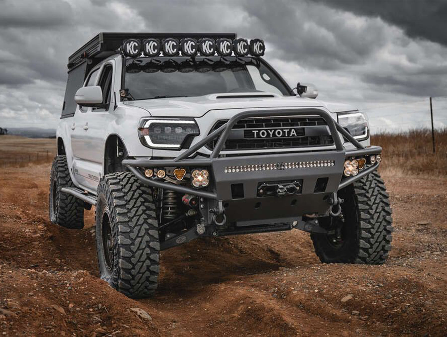 KC HiLiTES Toyota A-Pillar / Ditch Mount and Lights Bundle - 05+ Tacoma