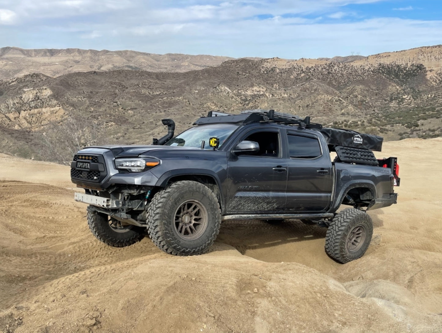 KC HiLiTES Toyota A-Pillar / Ditch Mount and Lights Bundle - 05+ Tacoma