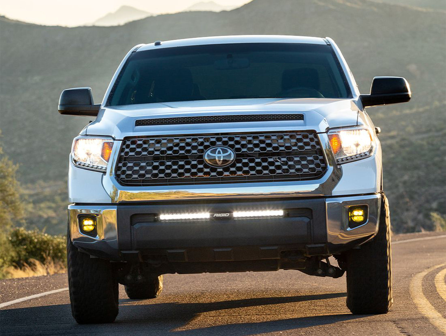 Rigid Industries Fog Light Mount Bracket - 14+ 4Runner/Tundra & 16+ Tacoma