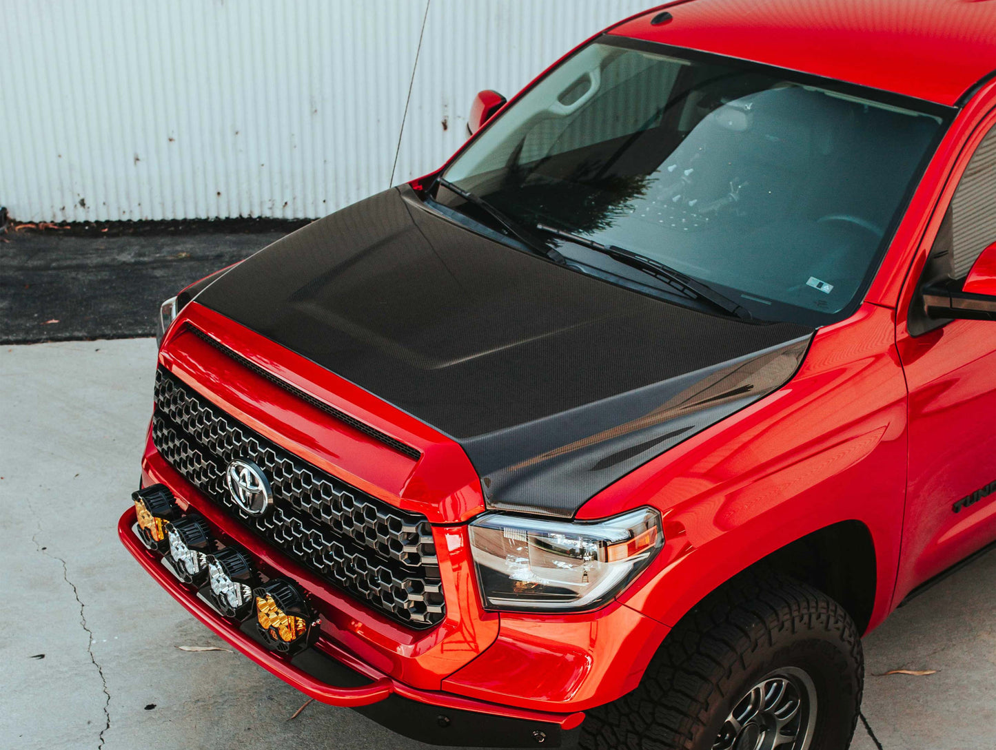 Seibon OEM-Style Carbon Fiber Hood - 14-21 Toyota Tundra