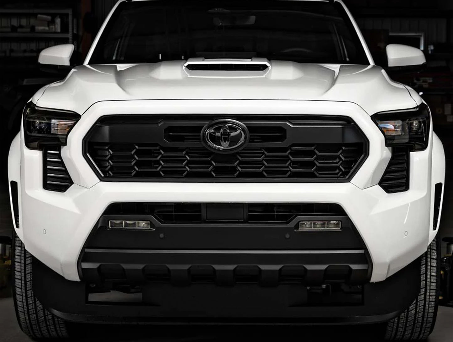 Toyota Illuminated Front Grille Emblem - 24+ Tacoma